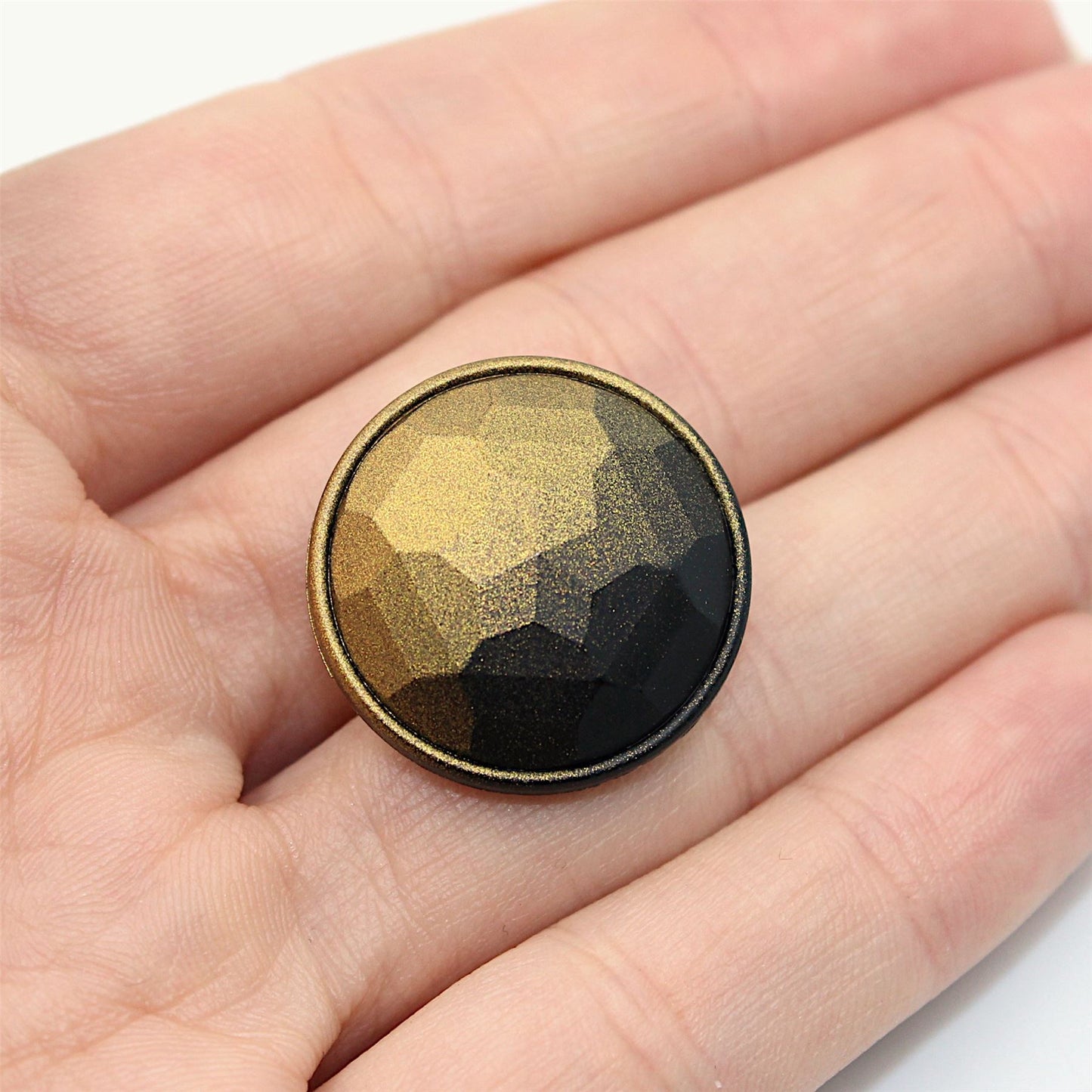 Metallic Coloured Faceted Plastic Button 4403