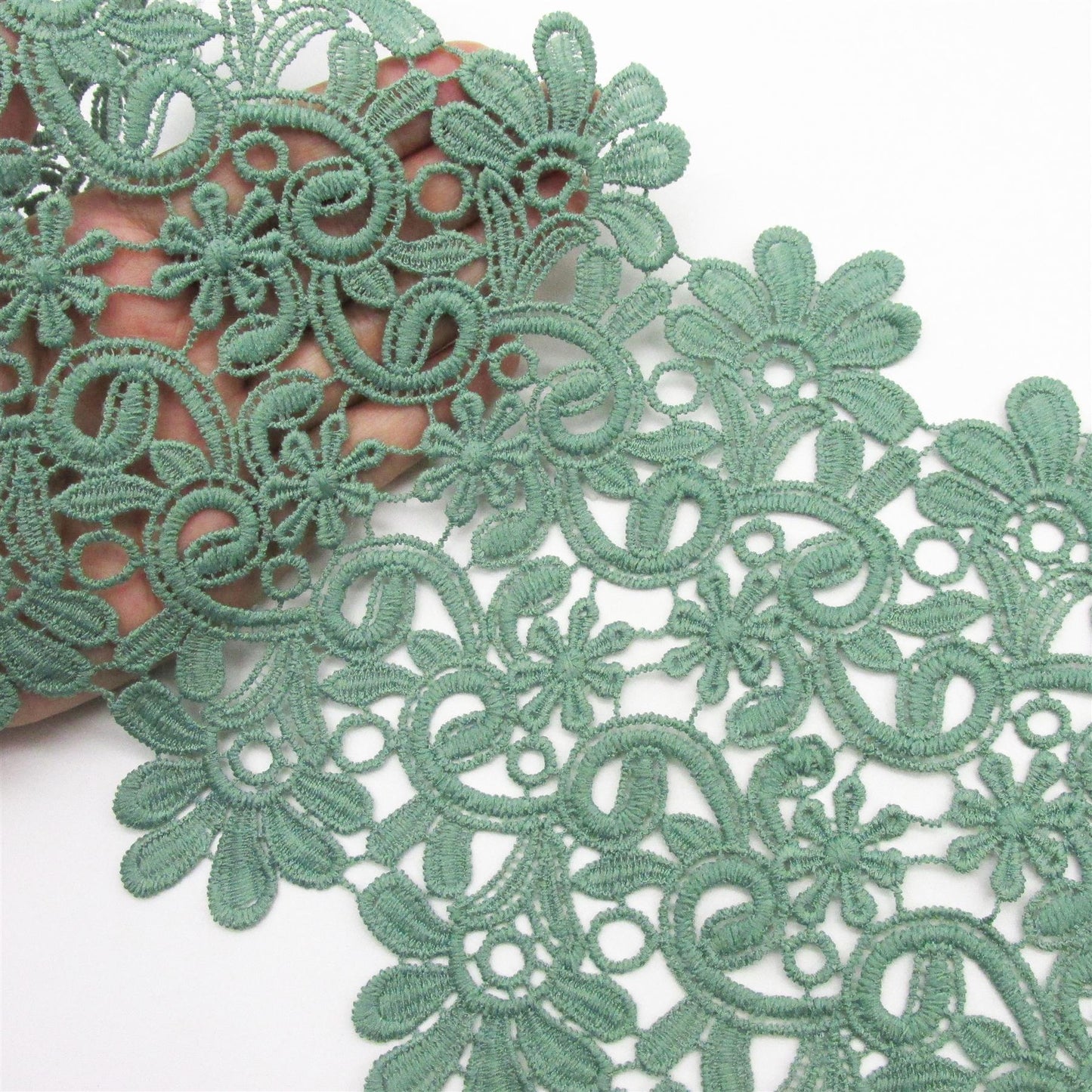 Wide Foliage Open Lace - Water Green - 16.5cm - by the metre - 6445