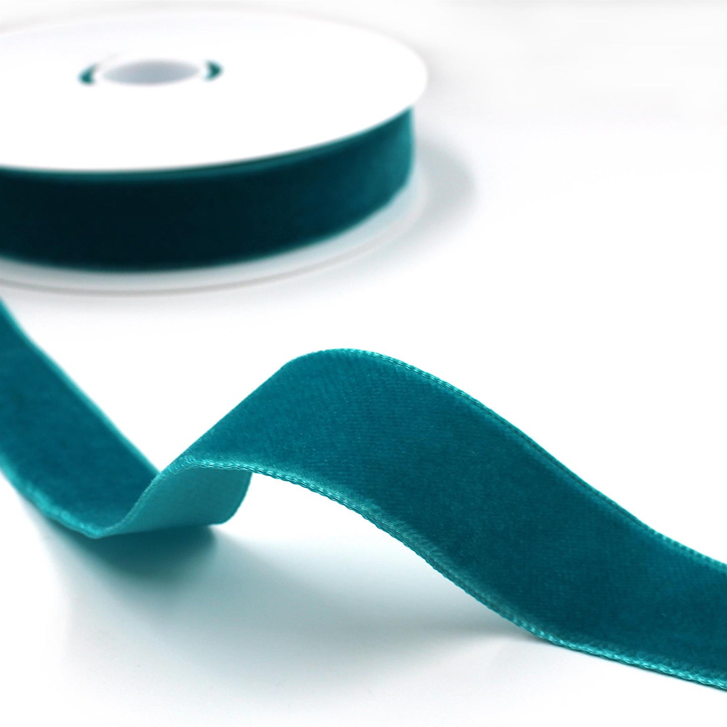 Velvet Ribbon - 23mm x 10 metres - 6002