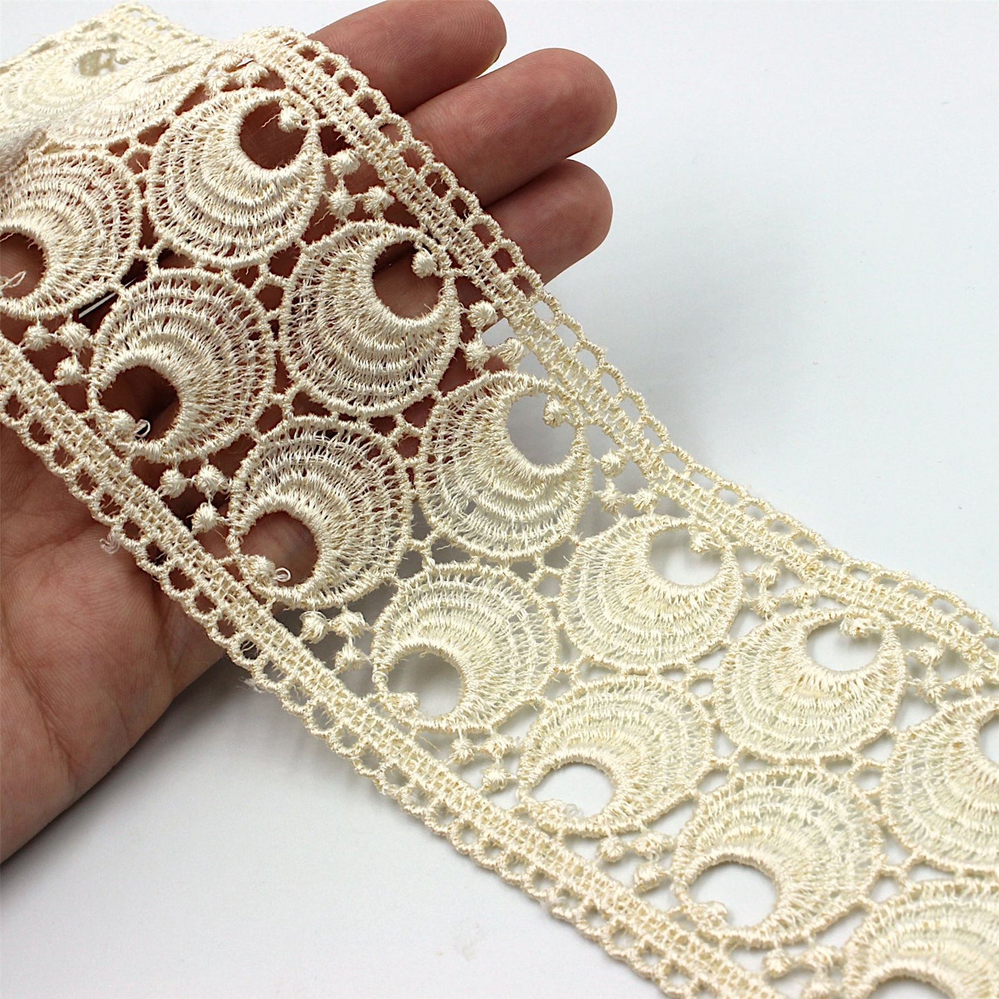 Guipure Lace With Moon Design 65mm 8647