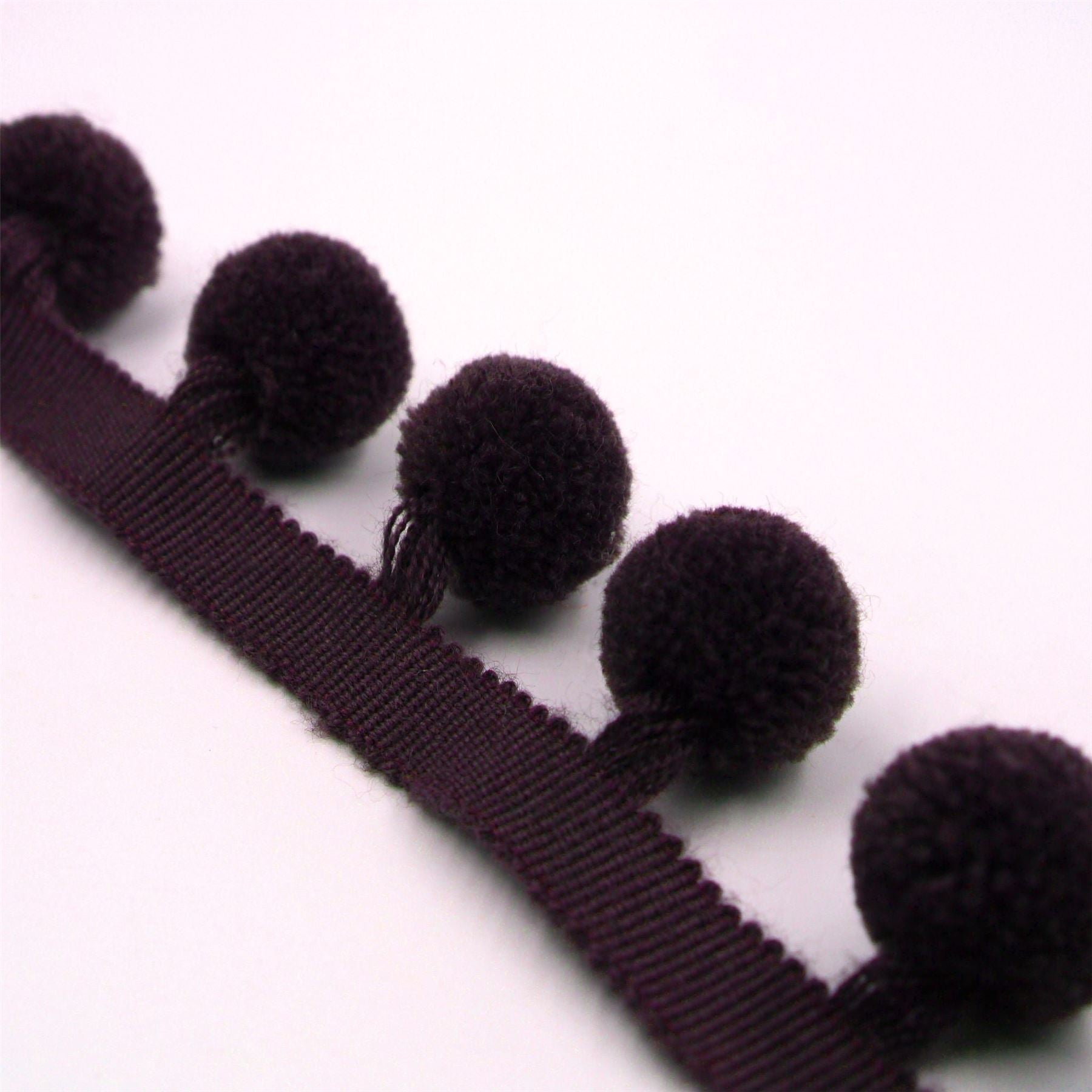 1 M POM POM BOBBLE TRIM FRINGE - MEDIUM SIZE 10mm 20 colors BEST QUALITY!! (per meter) DARK BEIGE #B 1 M POM POM BOBBLE TRIM FRINGE - MEDIUM SIZE 10mm 20 colors BEST QUALITY!! (per meter) DARK BEIGE #B