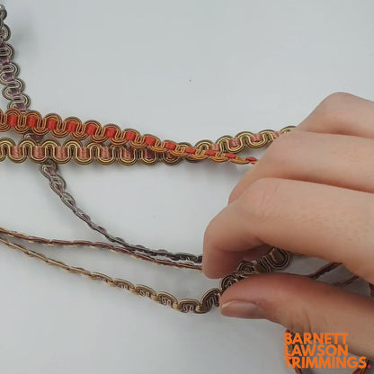 Wove Wiggle Gimp Braid 12mm x1m - 5394